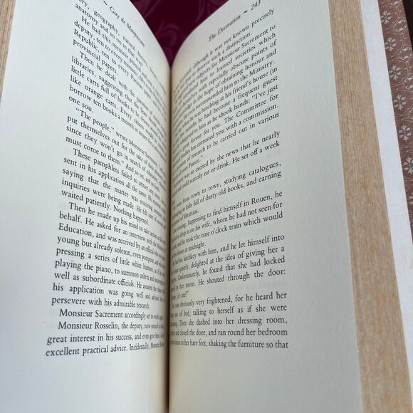 1983 Vintage Book: Stories by Guy de Maupassant, The Franklin Library - Picture 9 of 10